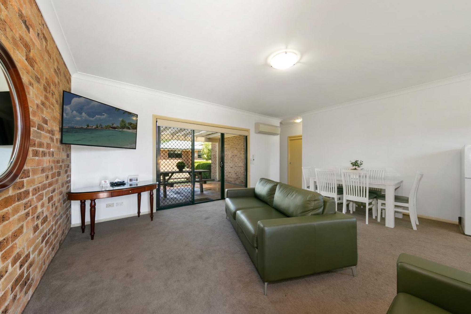 ססנוק Potters Apartments מראה חיצוני תמונה