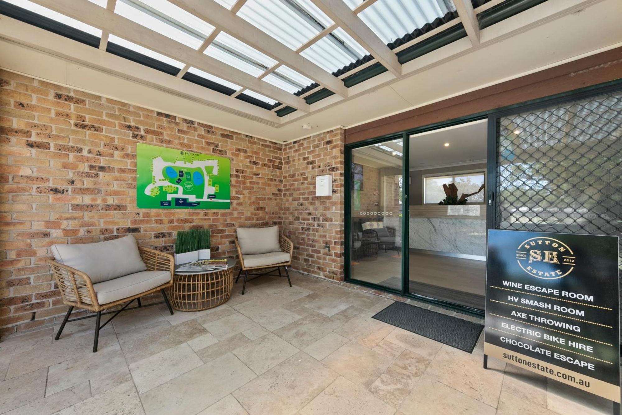 ססנוק Potters Apartments מראה חיצוני תמונה